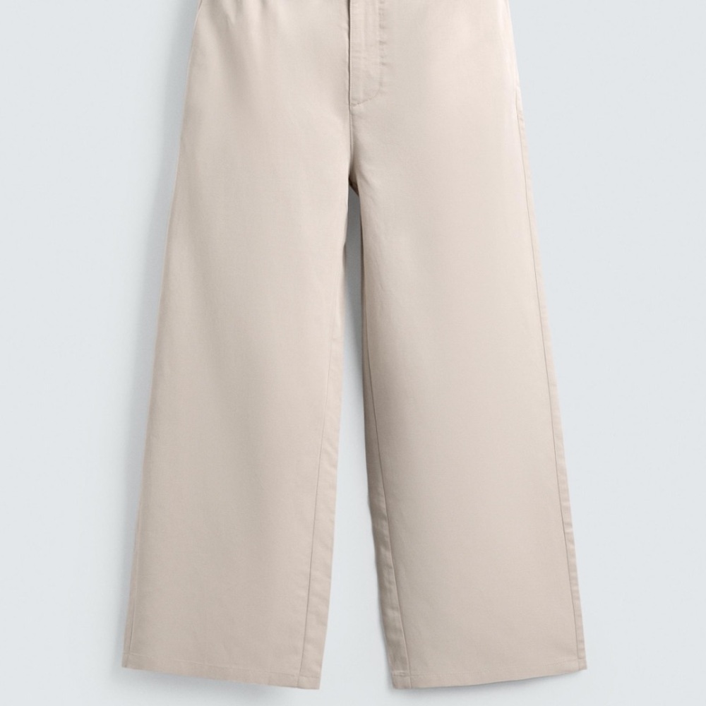 ZARA Woman’s Khaki Relaxed Fit Trousers